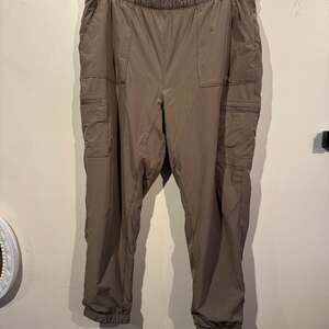 Eddie Bauer Womens Flexion Polar Fleece Lined Cargo Pants Khaki High Rise